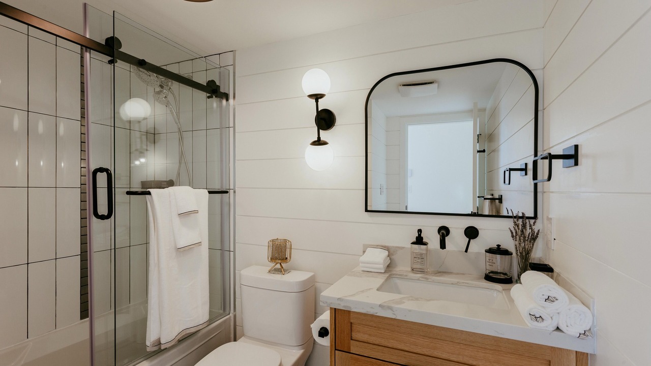 Photo of Bathroom in Richmond City Centre