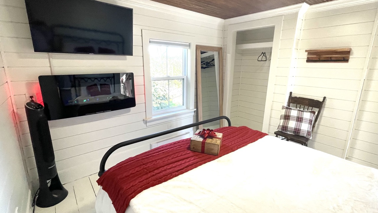 Photo of Bedroom in Terra Nova