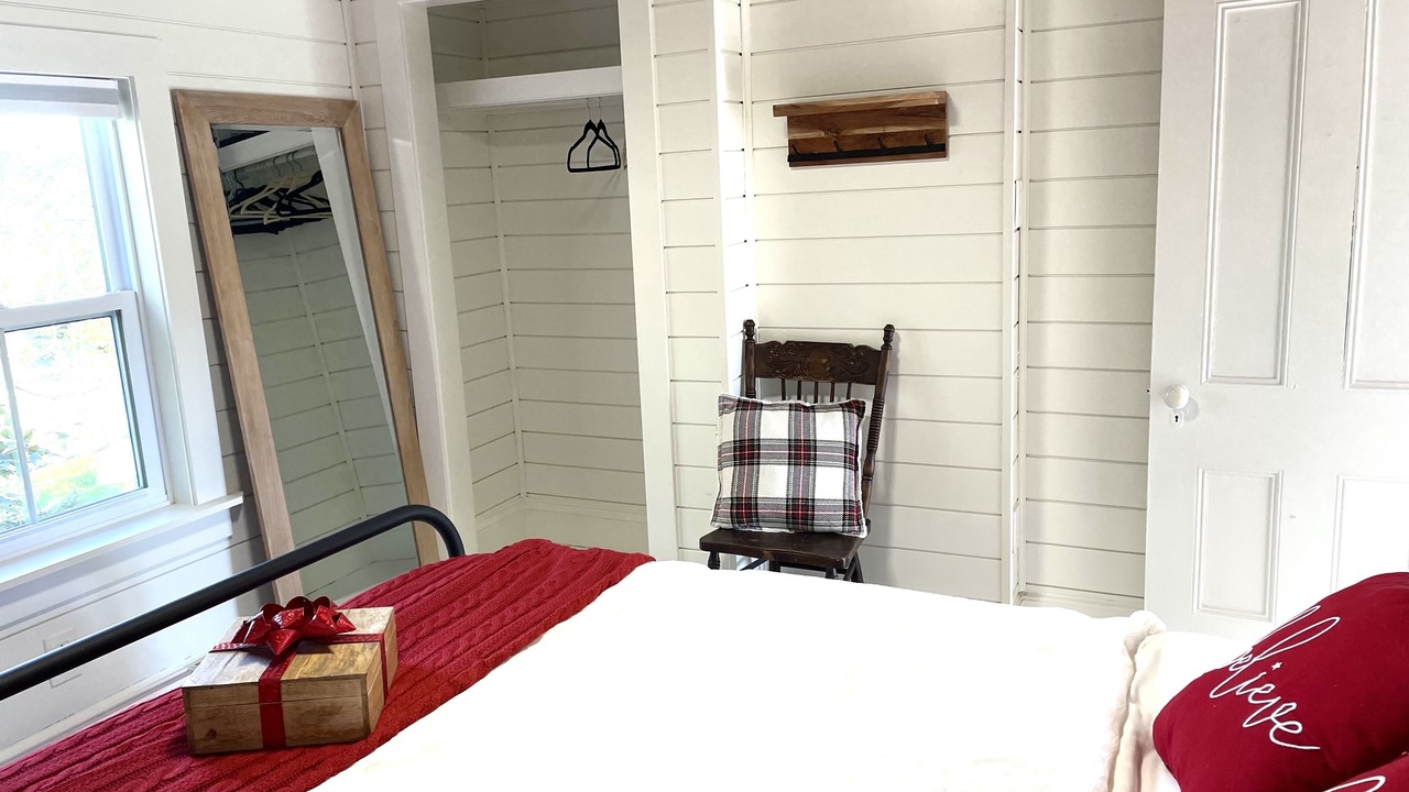 Photo of Bedroom in Terra Nova