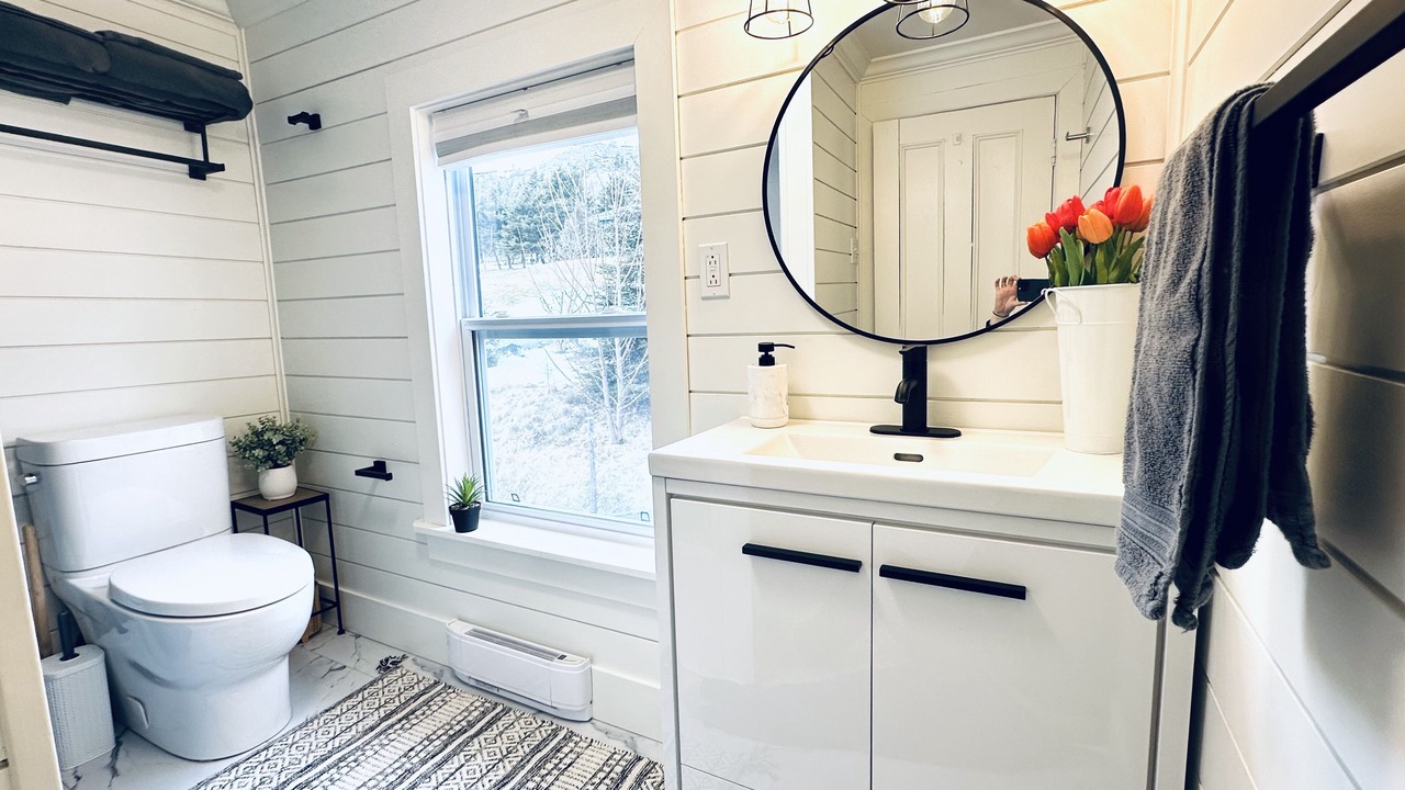 Photo of Bathroom in Terra Nova