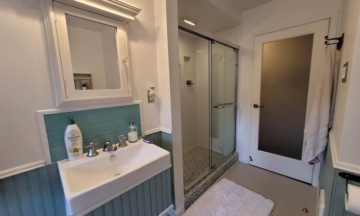 Photo of Bathroom in Lanark Highlands