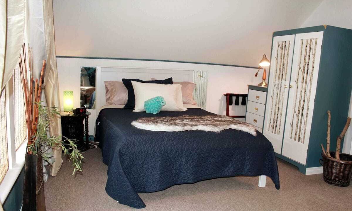 Photo of Bedroom in Maple Creek