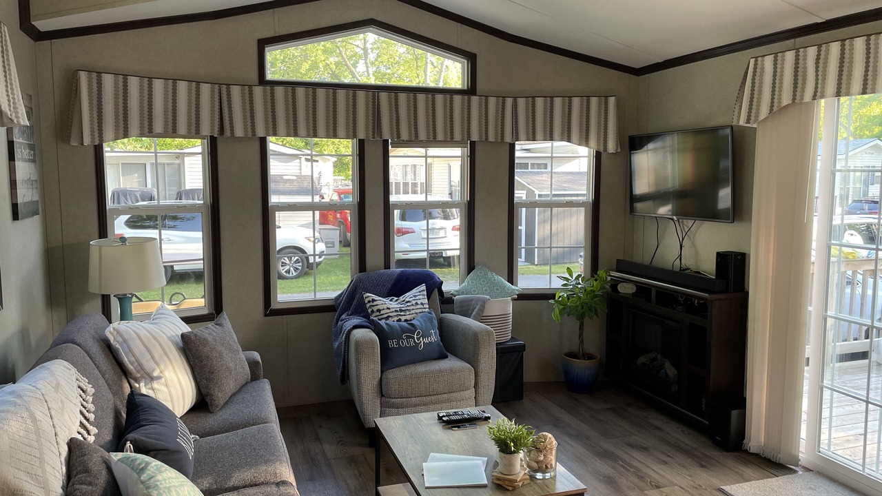 Photo of Livingroom in Sherkston