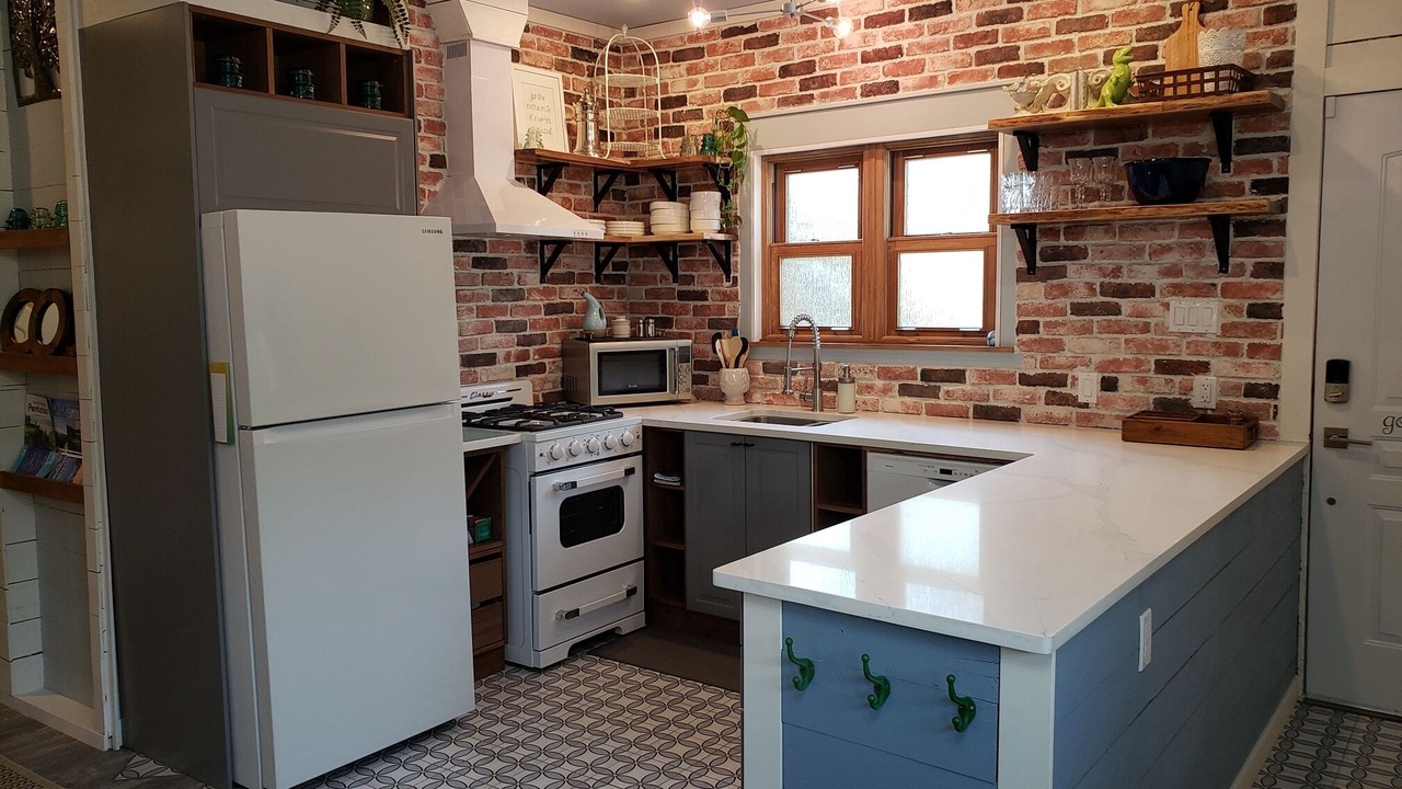 Photo of Kitchen in Okanagan-Similkameen