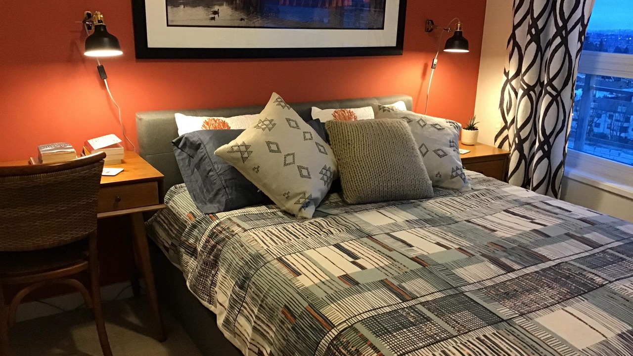 Photo of Bedroom in Central Lonsdale