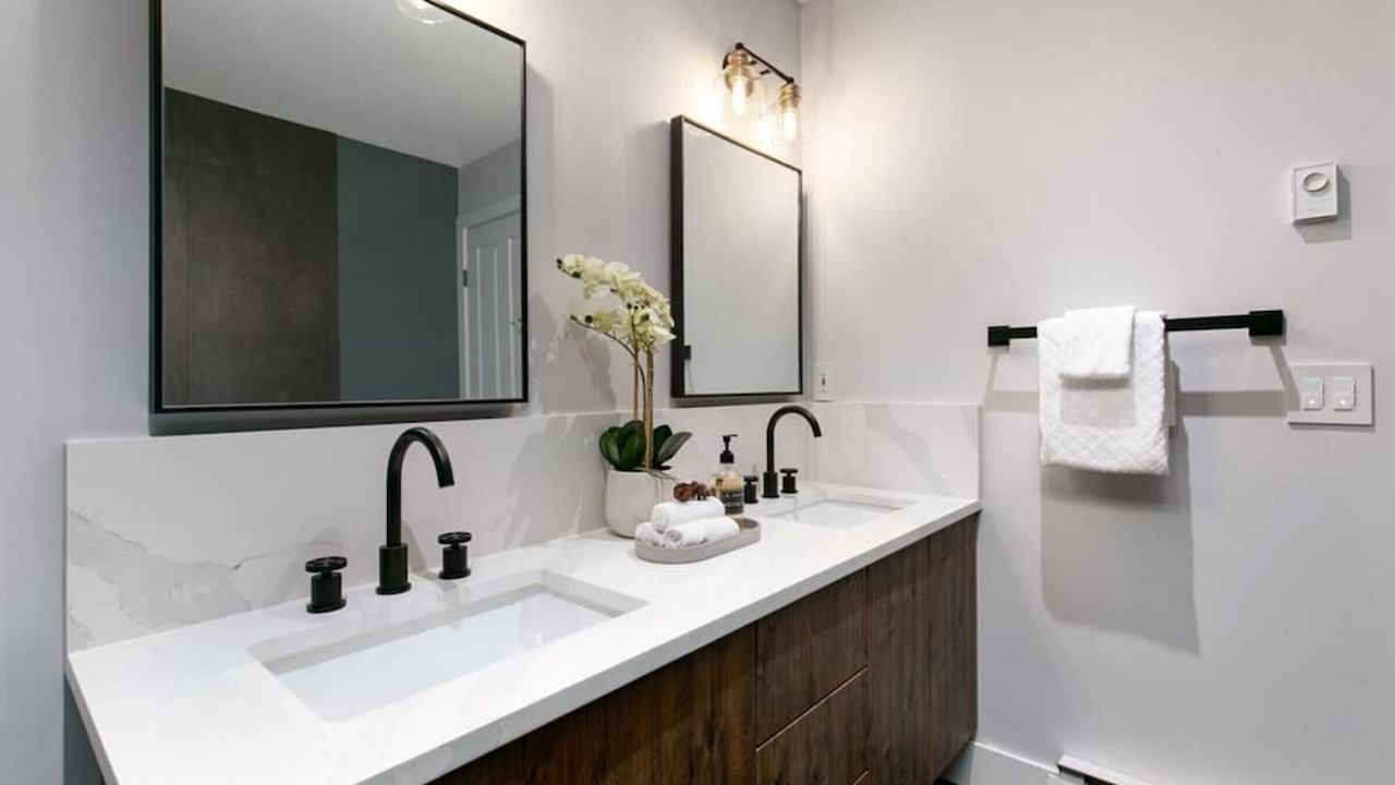 Photo of Bathroom in Whistler Cay Estates