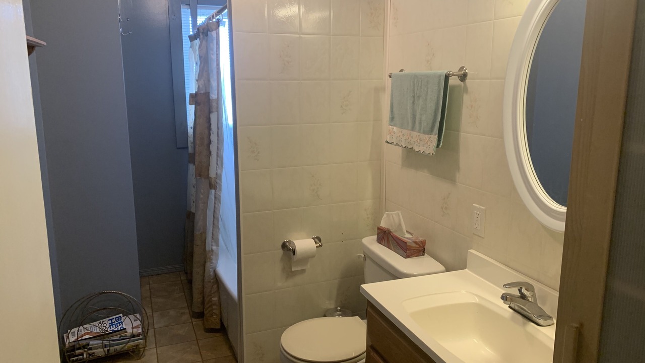 Photo of Bathroom in West Central Saskatchewan