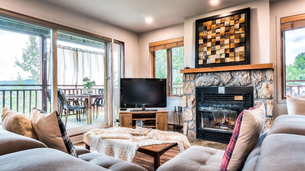 Photo of Livingroom in Mont-Tremblant