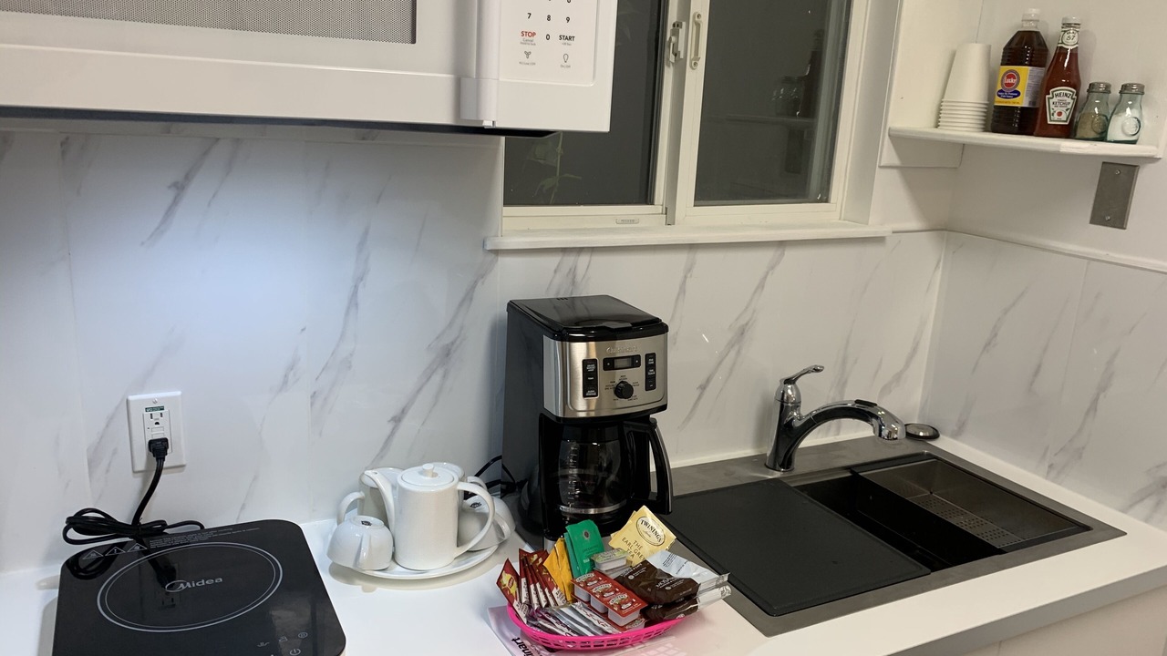 Photo of Kitchen in Garden Bay