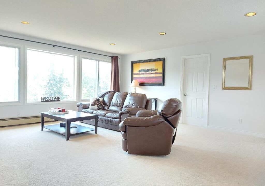 Photo of Livingroom in Southeast Kelowna