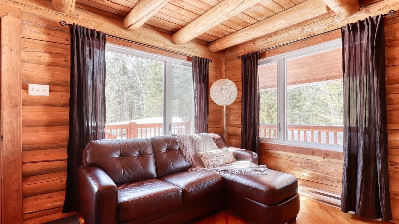 Photo of Livingroom in Mandeville