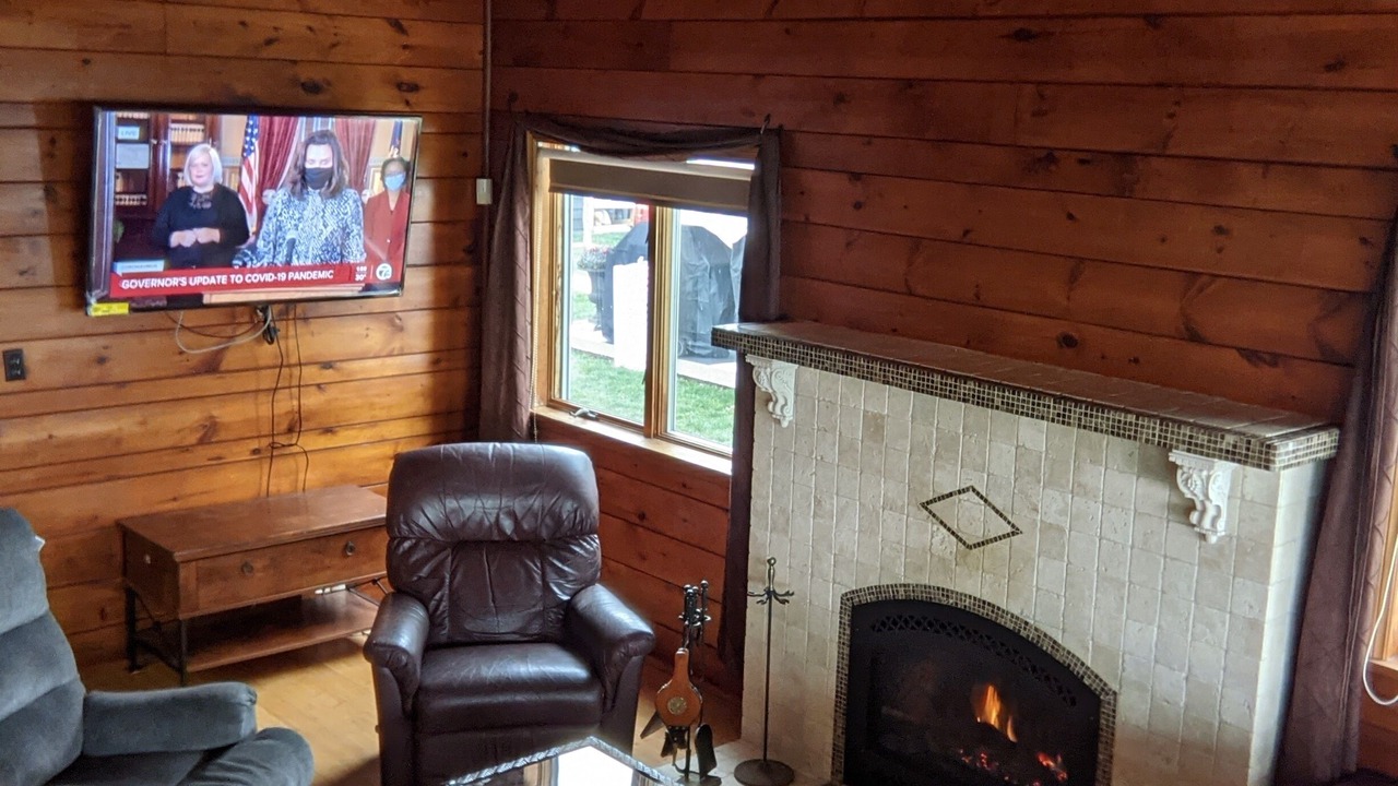 Photo of Livingroom in Amherstburg