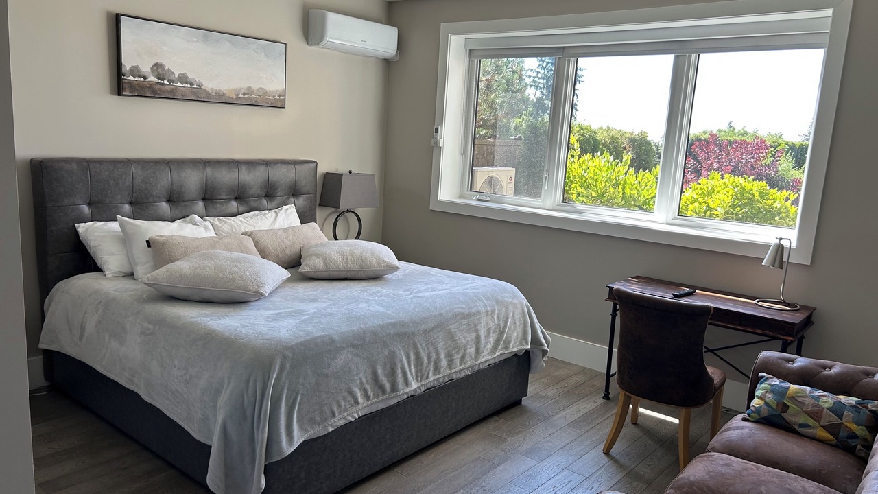Photo of Bedroom in West Vancouver