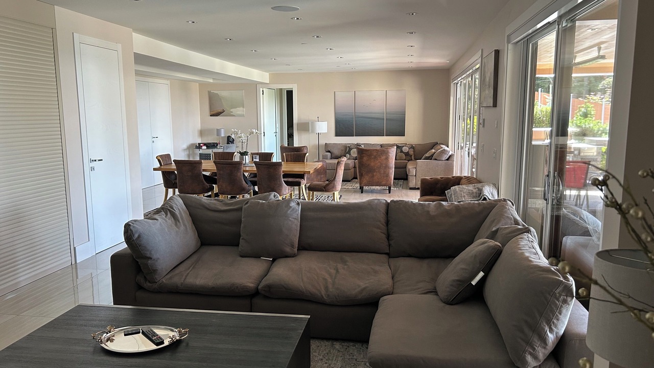 Photo of Livingroom in West Vancouver