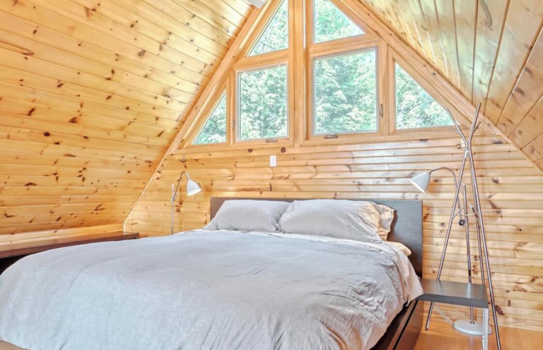 Photo of Bedroom in Val-des-Monts
