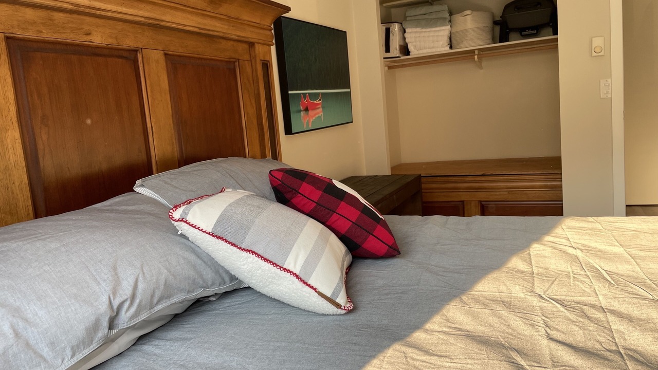 Photo of Bedroom in East Kootenay