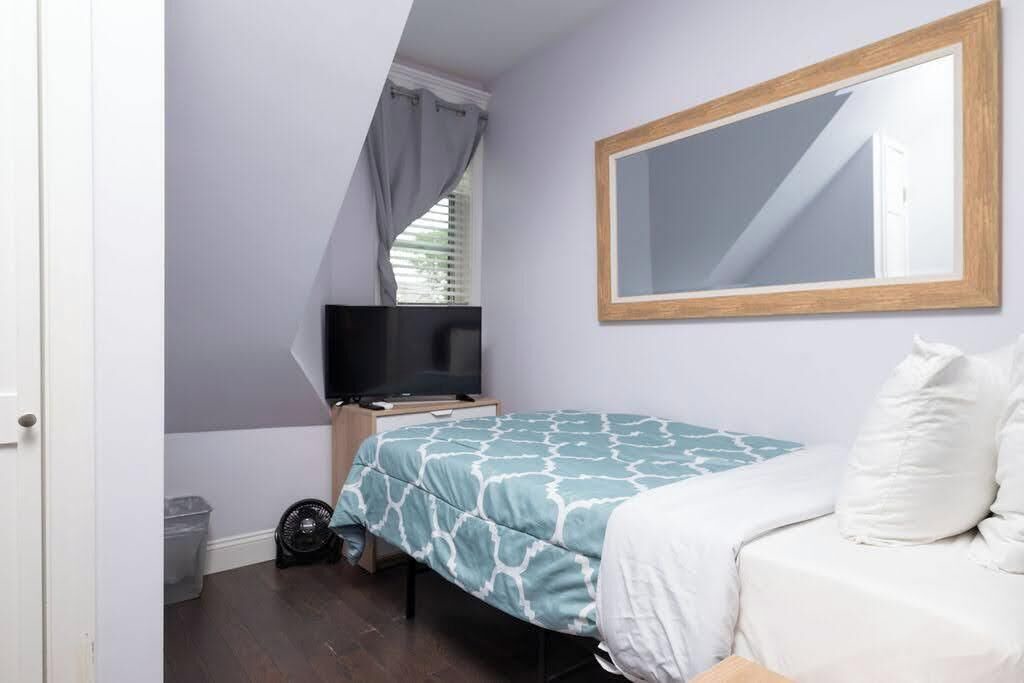 Photo of Bedroom in Everett