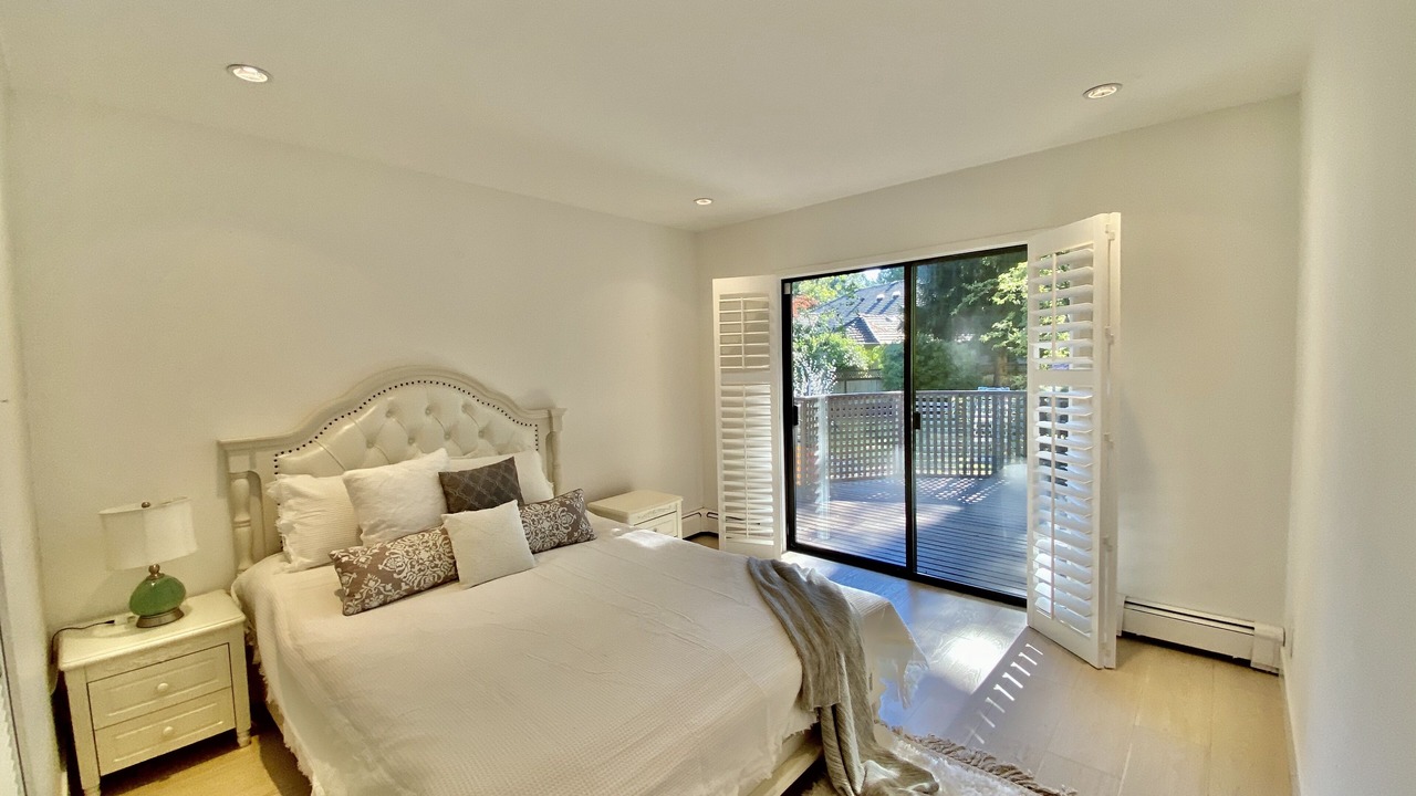 Photo of Bedroom in Crescent Beach