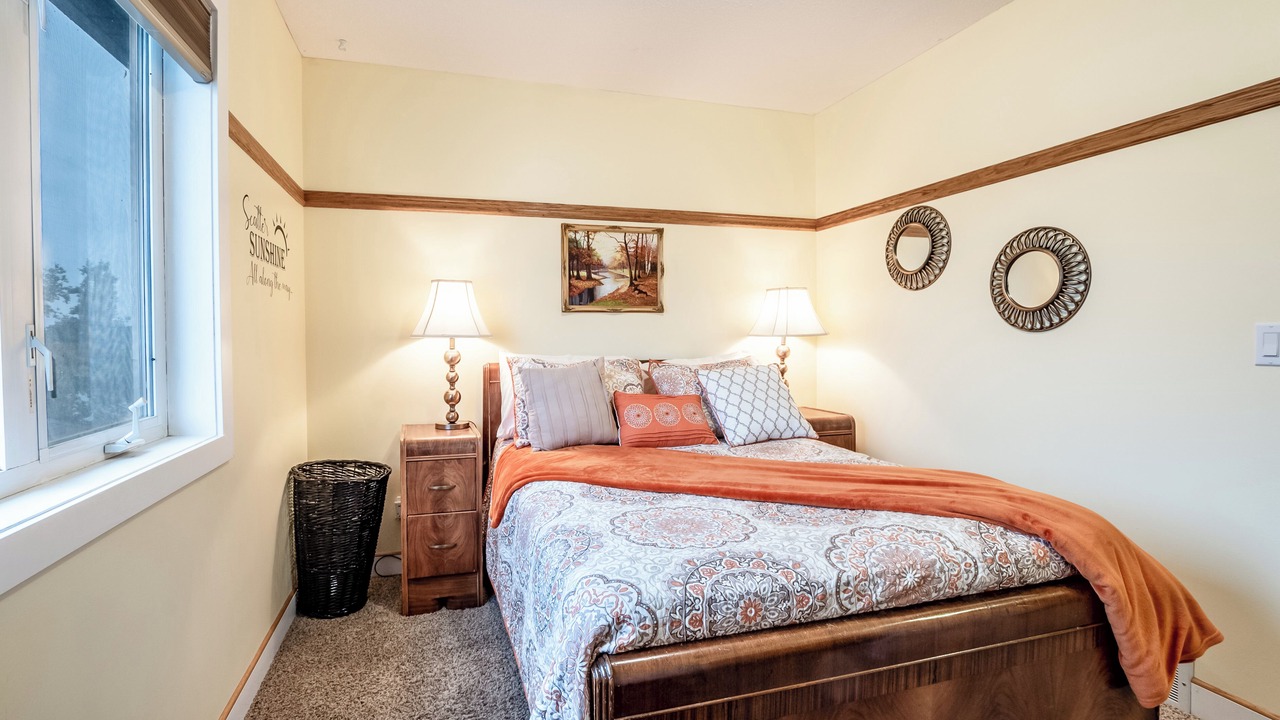 Photo of Bedroom in High River