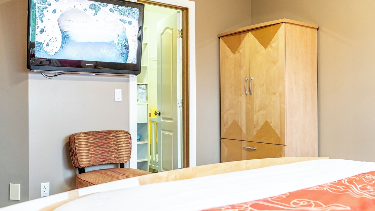 Photo of Bedroom in High River
