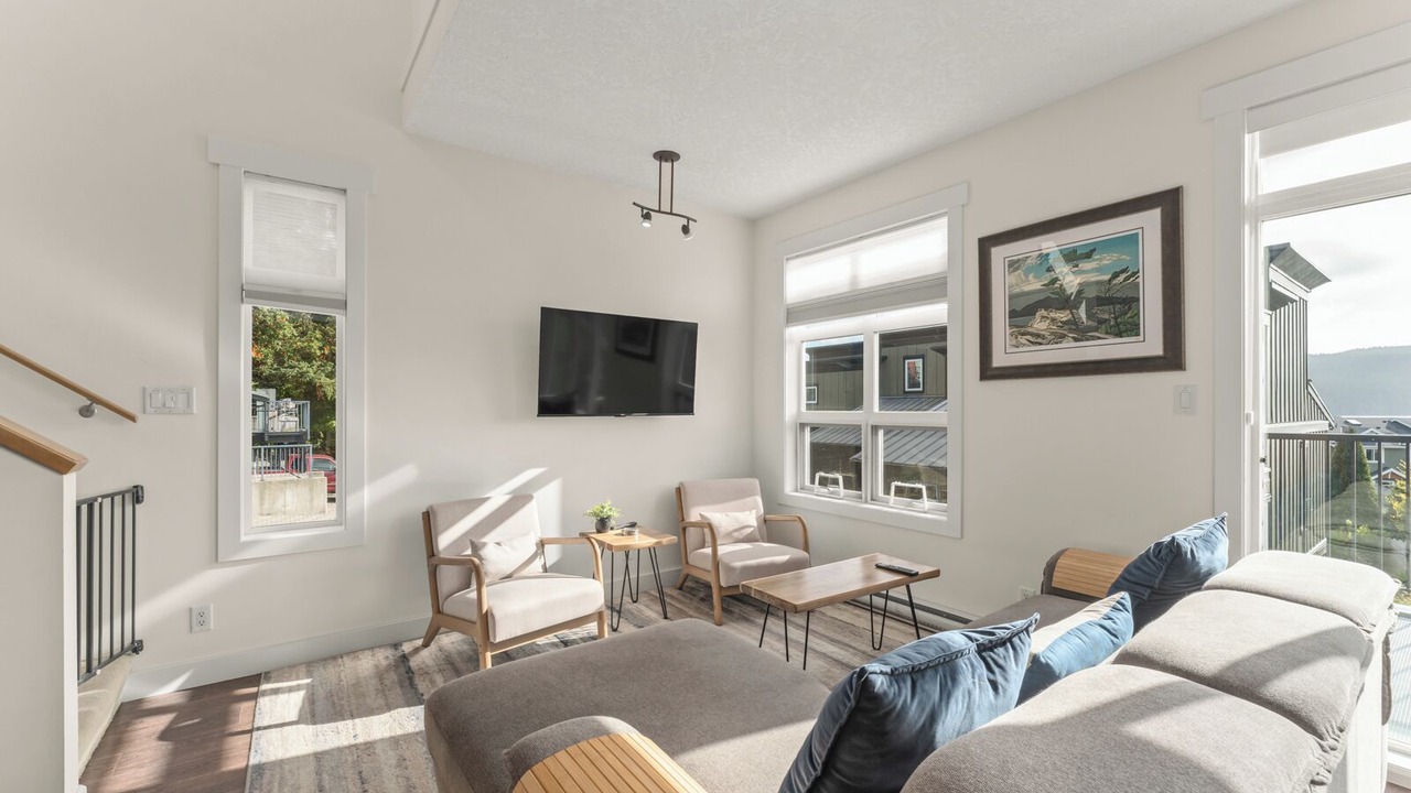 Photo of Livingroom in Sooke