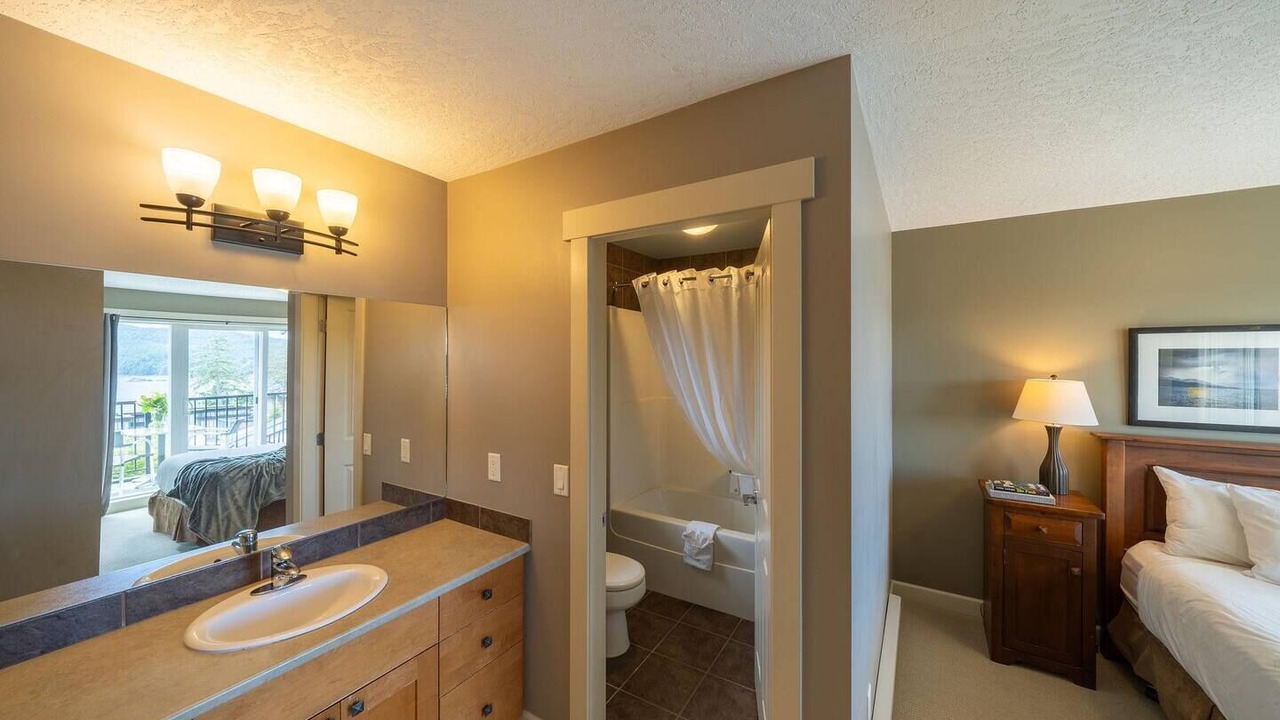 Photo of Bedroom in Sooke