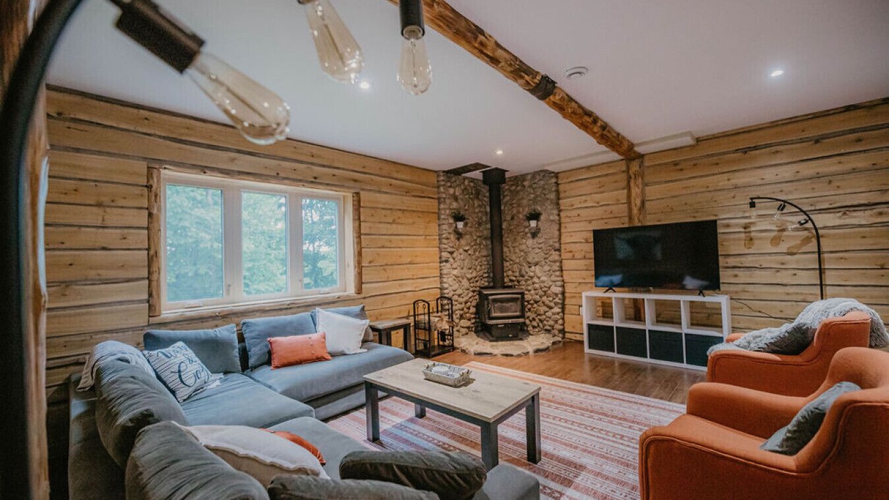 Photo of Livingroom in Perry
