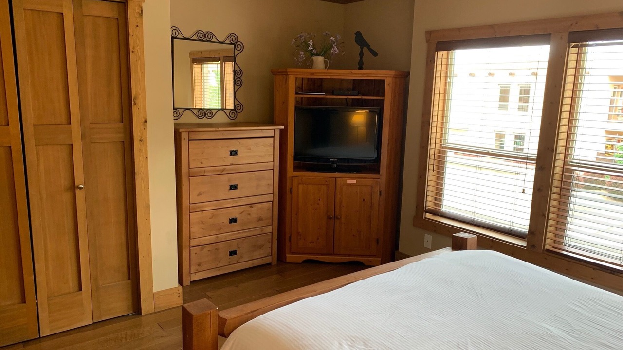 Photo of Bedroom in Okanagan-Similkameen