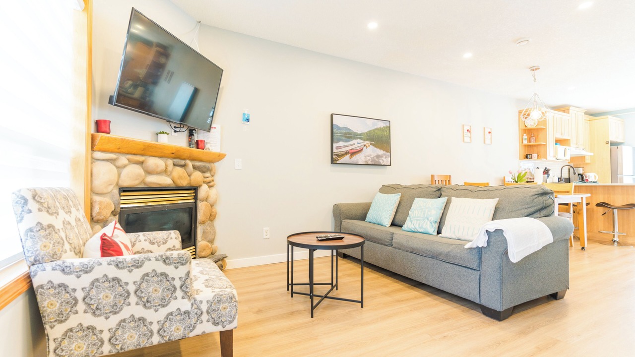 Photo of Livingroom in Harvie Heights