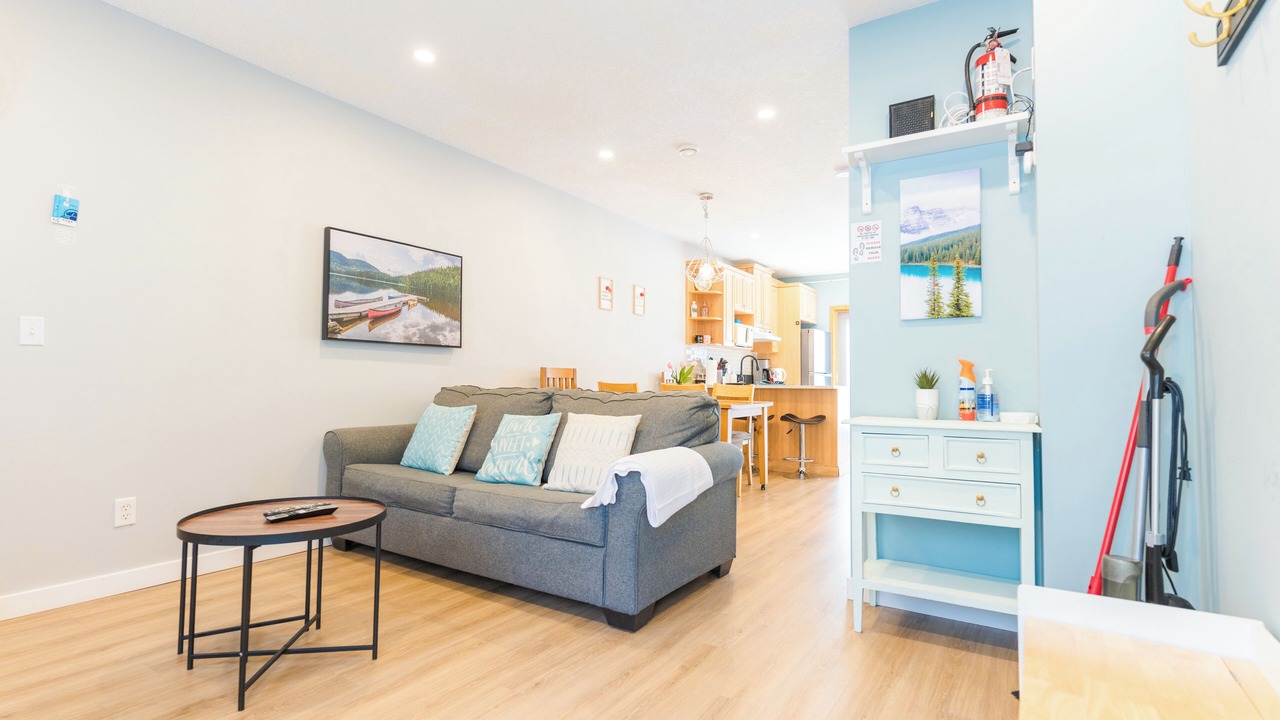 Photo of Livingroom in Harvie Heights