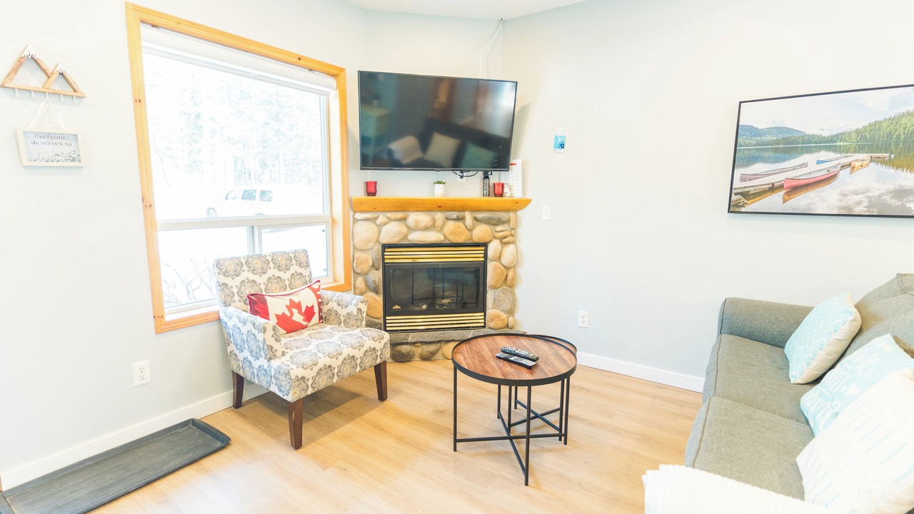 Photo of Livingroom in Harvie Heights