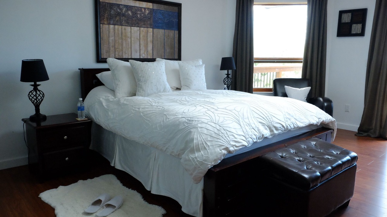 Photo of Bedroom in Salt Spring Island