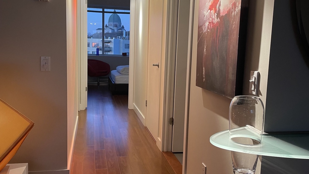 Photo of Bedroom in Cote-Des-Neiges—Notre-Dame-De-Grace