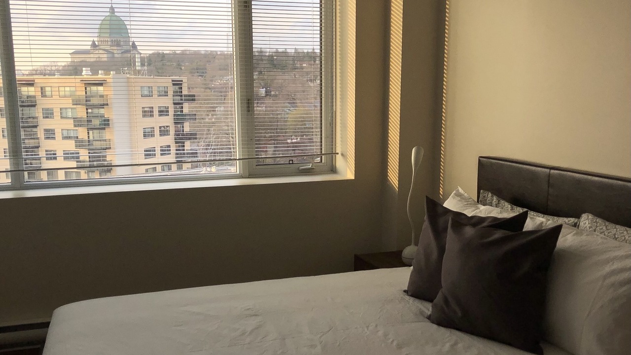 Photo of Bedroom in Cote-Des-Neiges—Notre-Dame-De-Grace