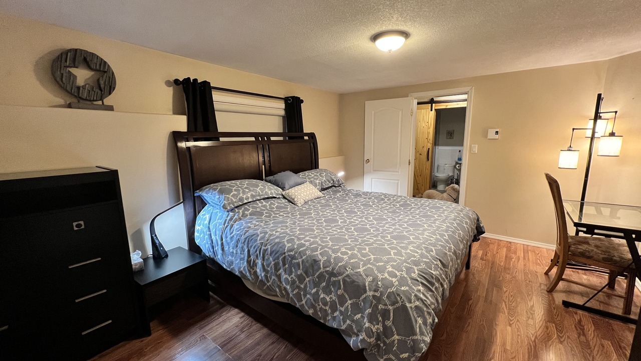 Photo of Bedroom in Shawnigan Lake