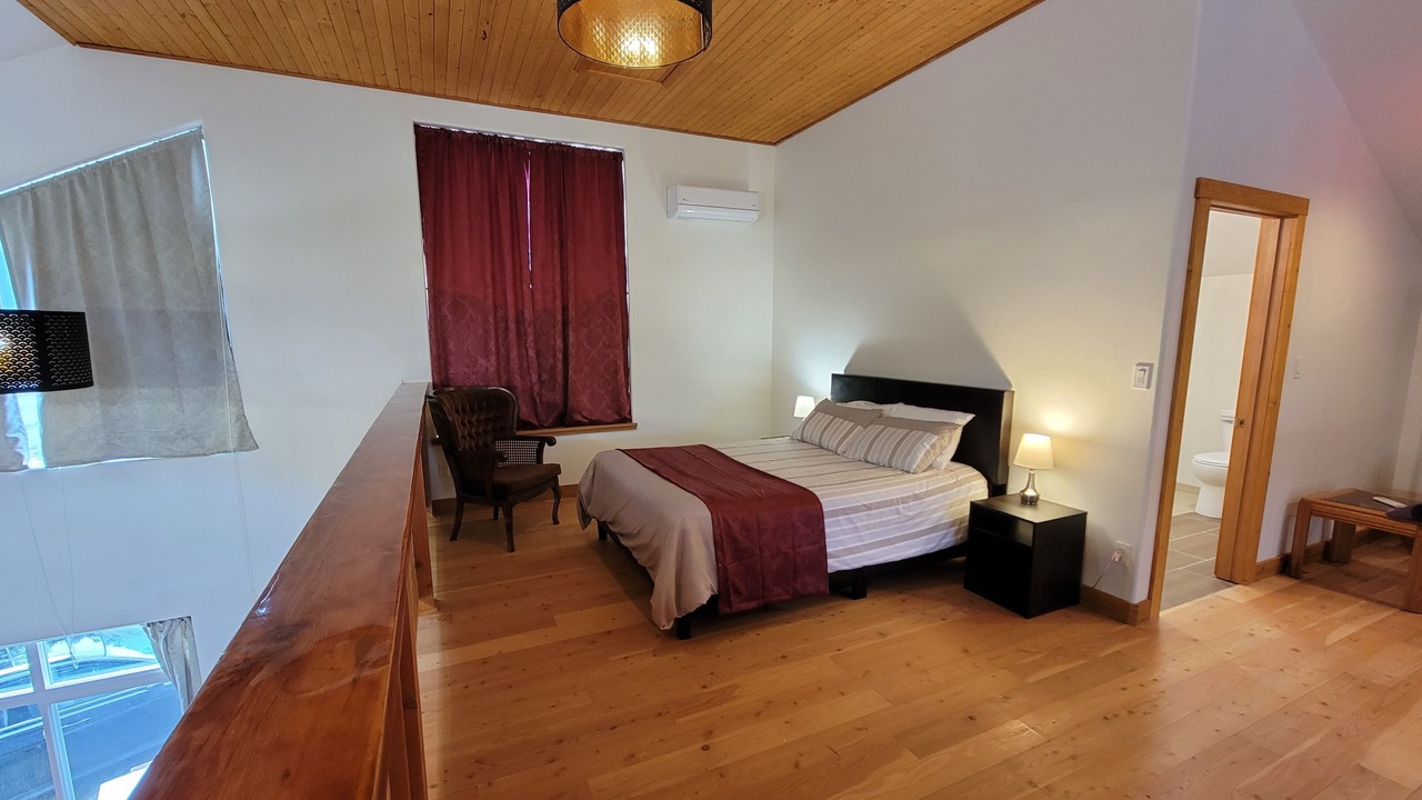 Photo of Bedroom in Christina Lake