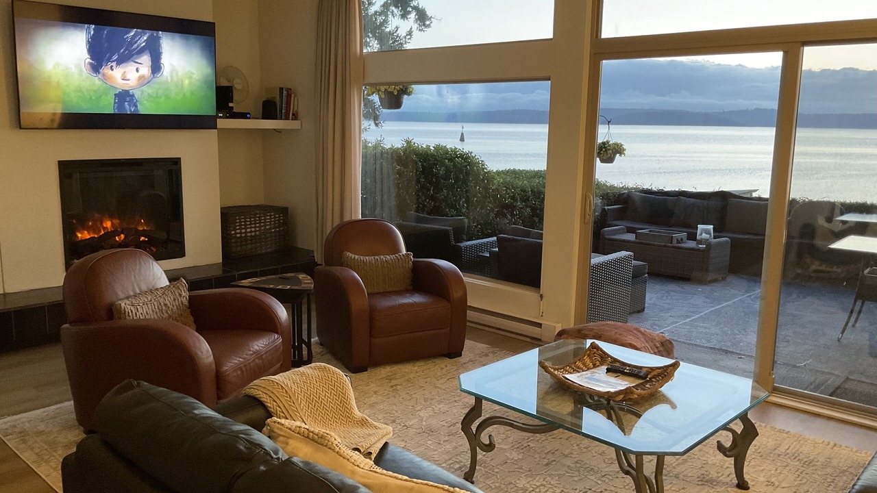 Photo of Livingroom in Yellow Point