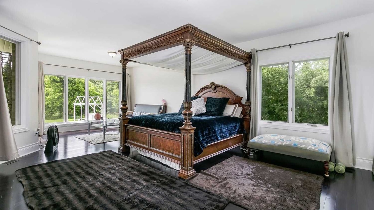 Photo of Bedroom in Durham Region