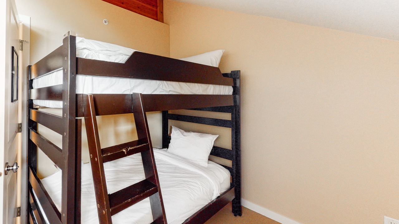 Photo of Bedroom in Big White Ski Resort