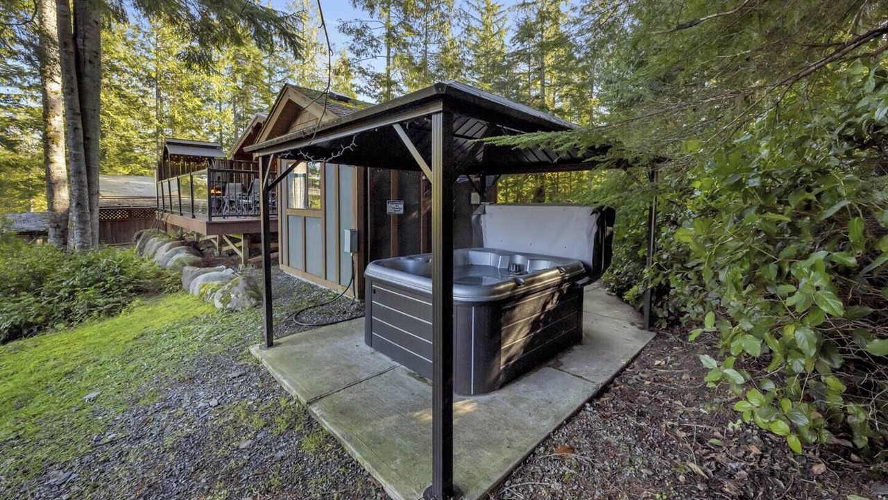 Photo of Others in Port Renfrew