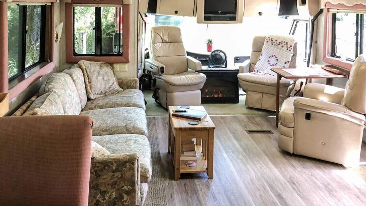 Photo of Livingroom in Otter Point