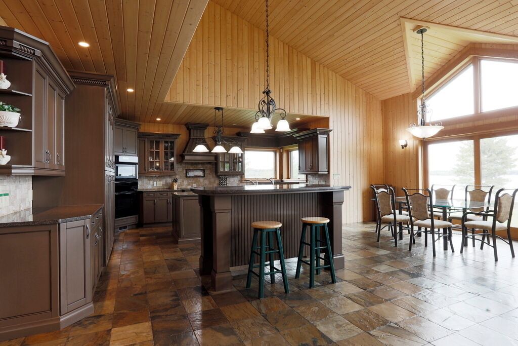 Photo of Kitchen in Falcon Lake
