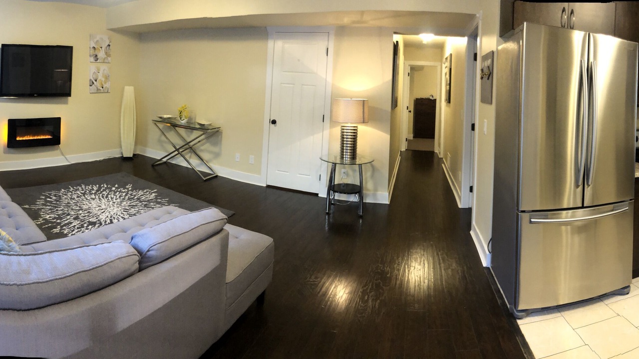 Photo of Livingroom in West Abbotsford