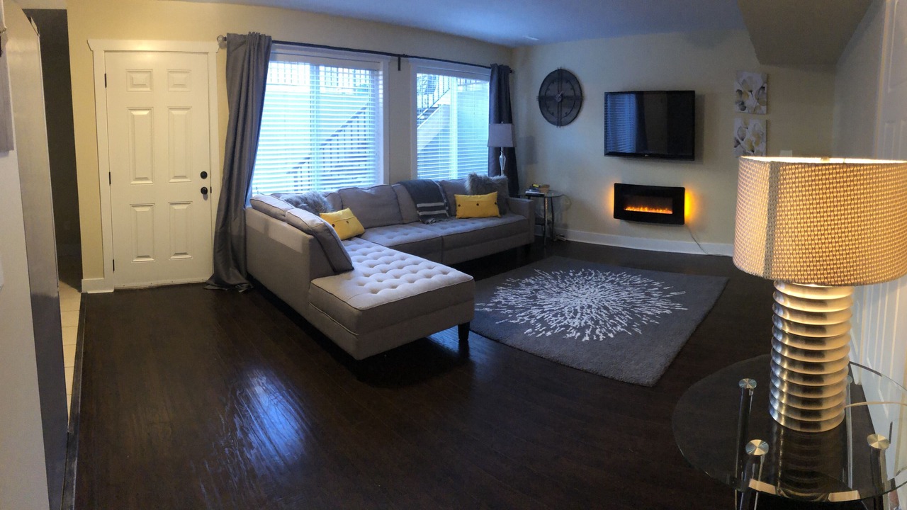 Photo of Livingroom in West Abbotsford