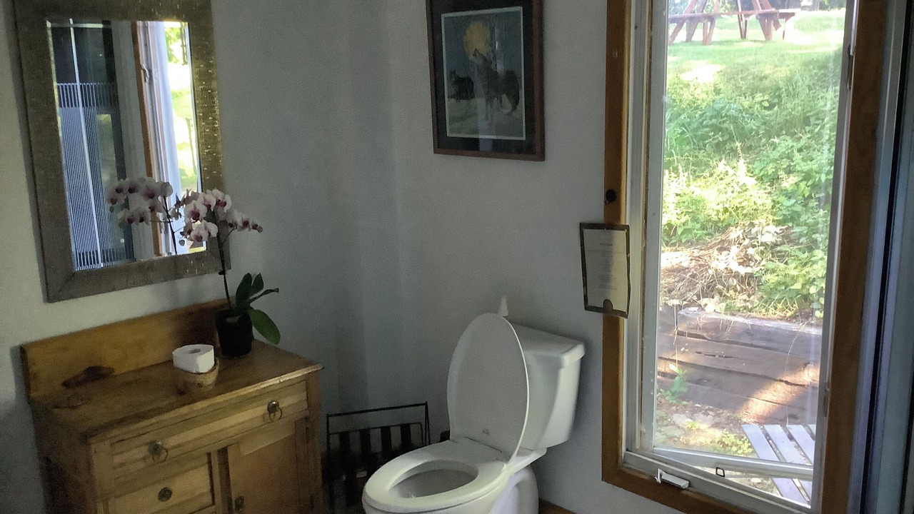 Photo of Bathroom in Howe Island