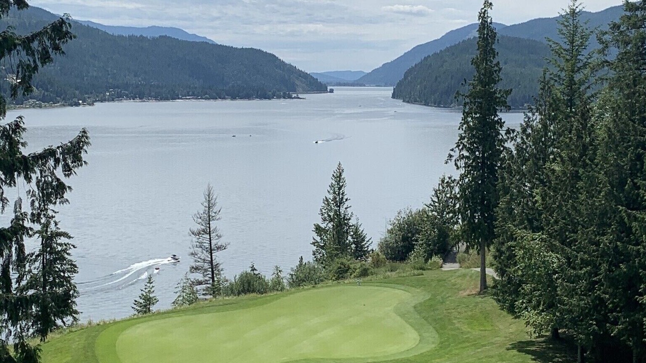 Photo of Others in Sicamous