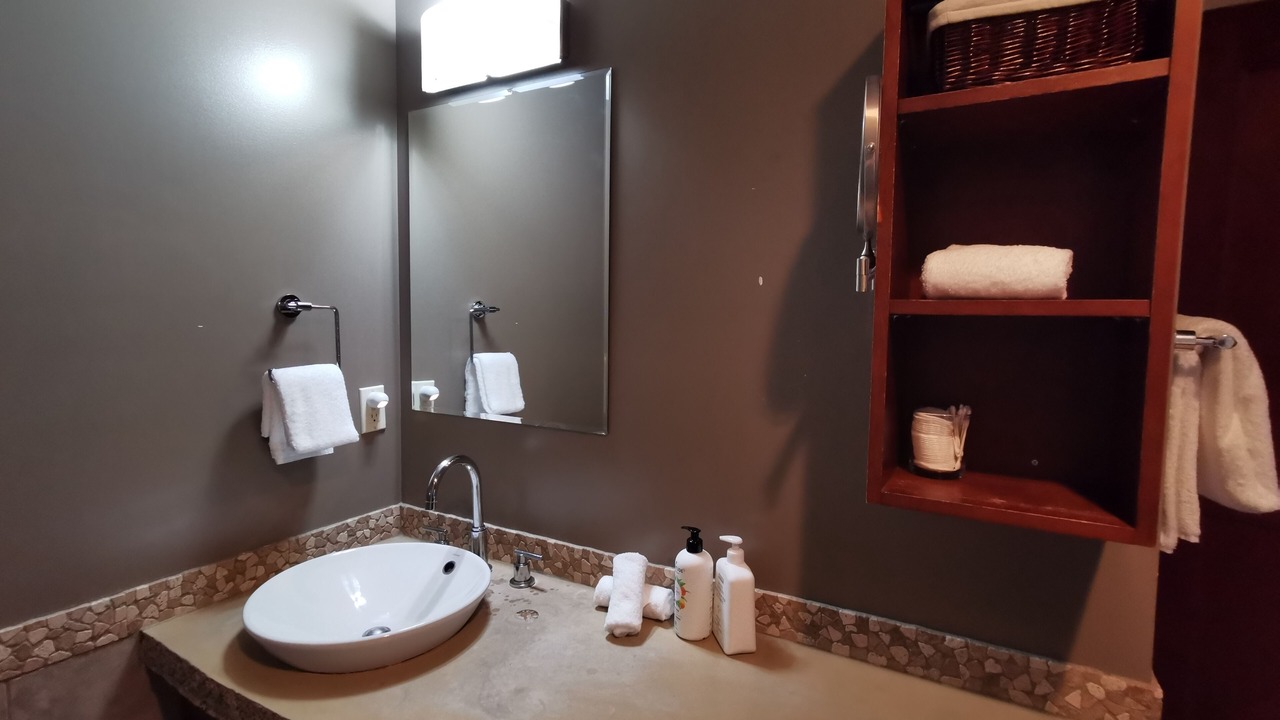 Photo of Bathroom in Cougar Creek