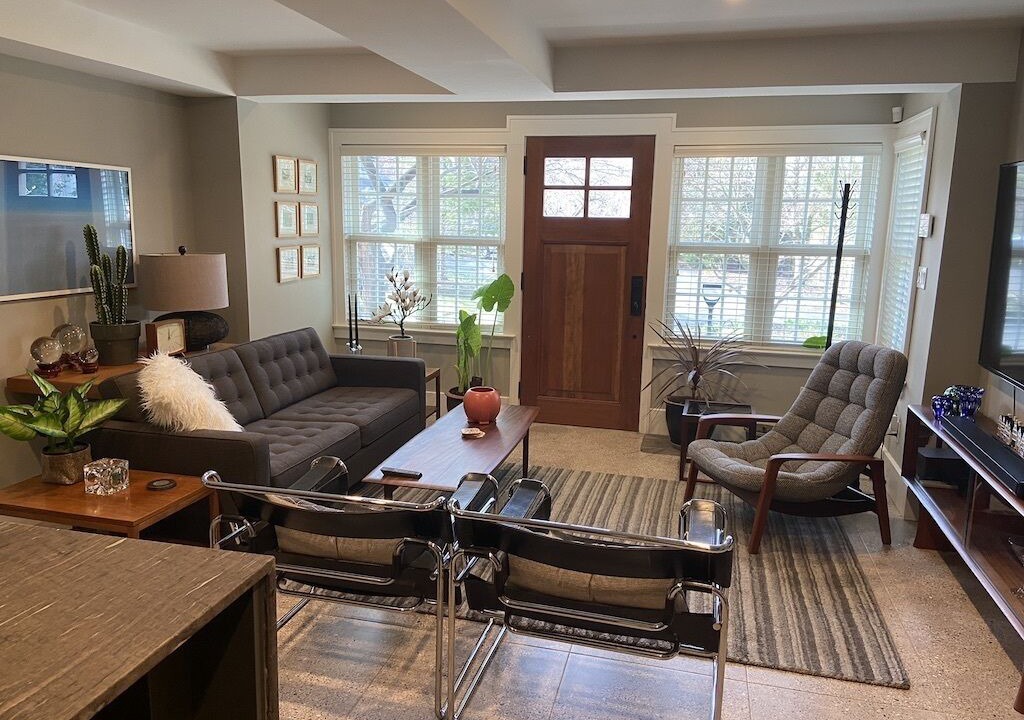 Photo of Livingroom in Highland