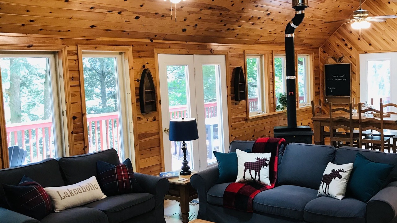 Photo of Livingroom in Dysart et al