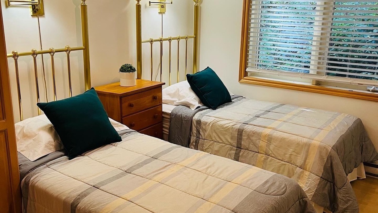 Photo of Bedroom in Dysart et al